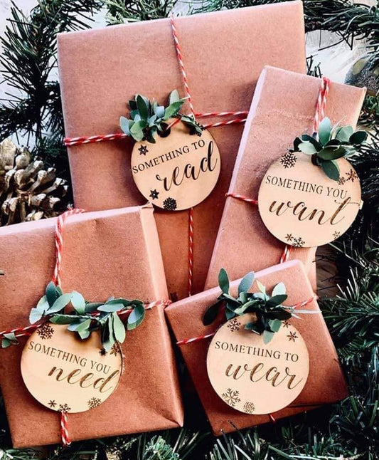 The Minimalist Christmas Wooden Gift Tags | Eco Friendly