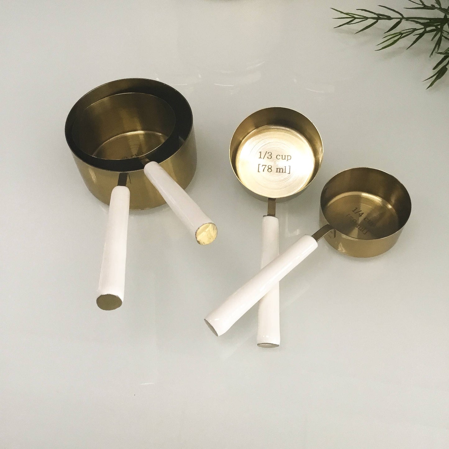 Gold Measuring Cup w/ White Enamel Handle Set of 4