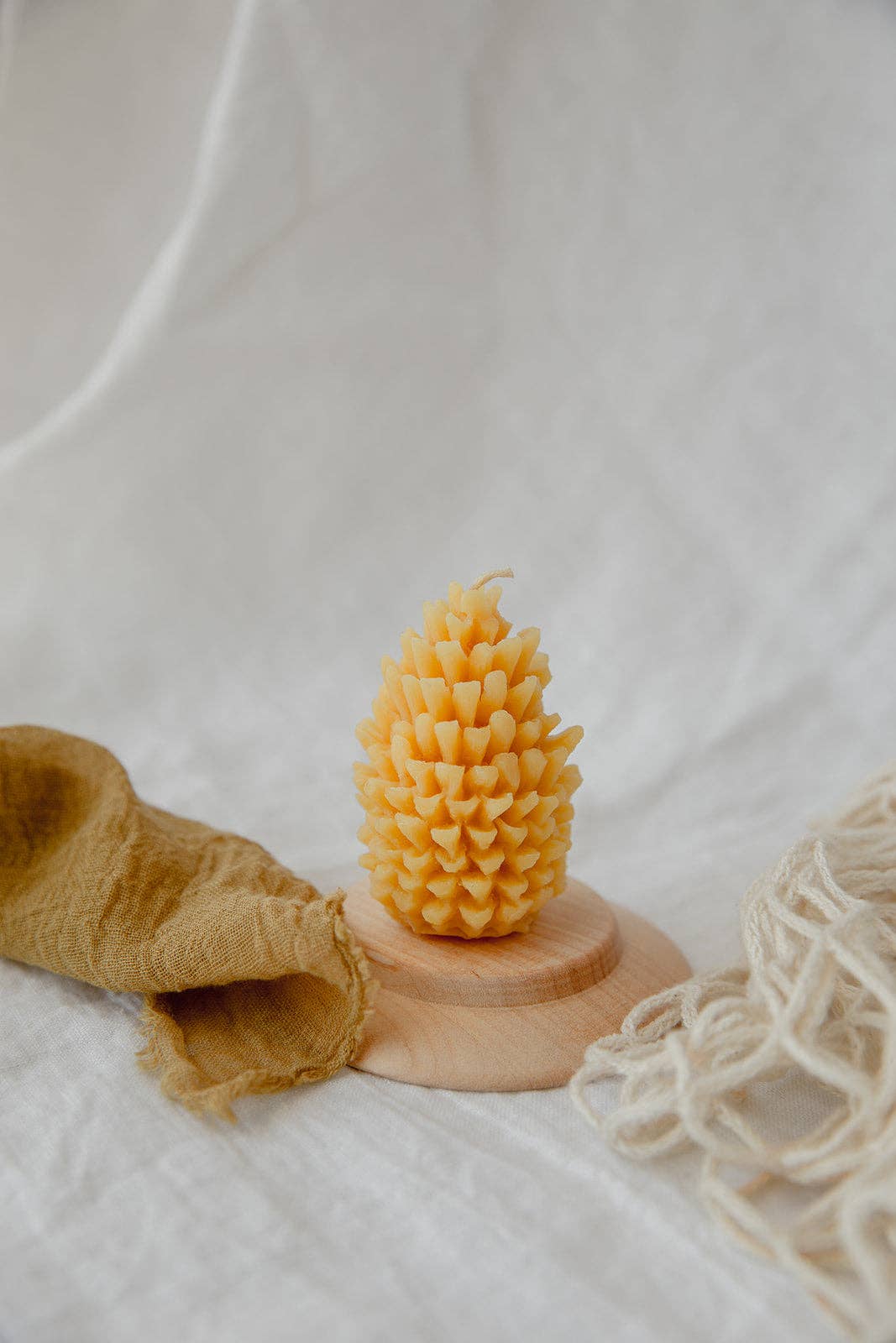 Festive Beeswax Candles - Sustainable Holiday Candles